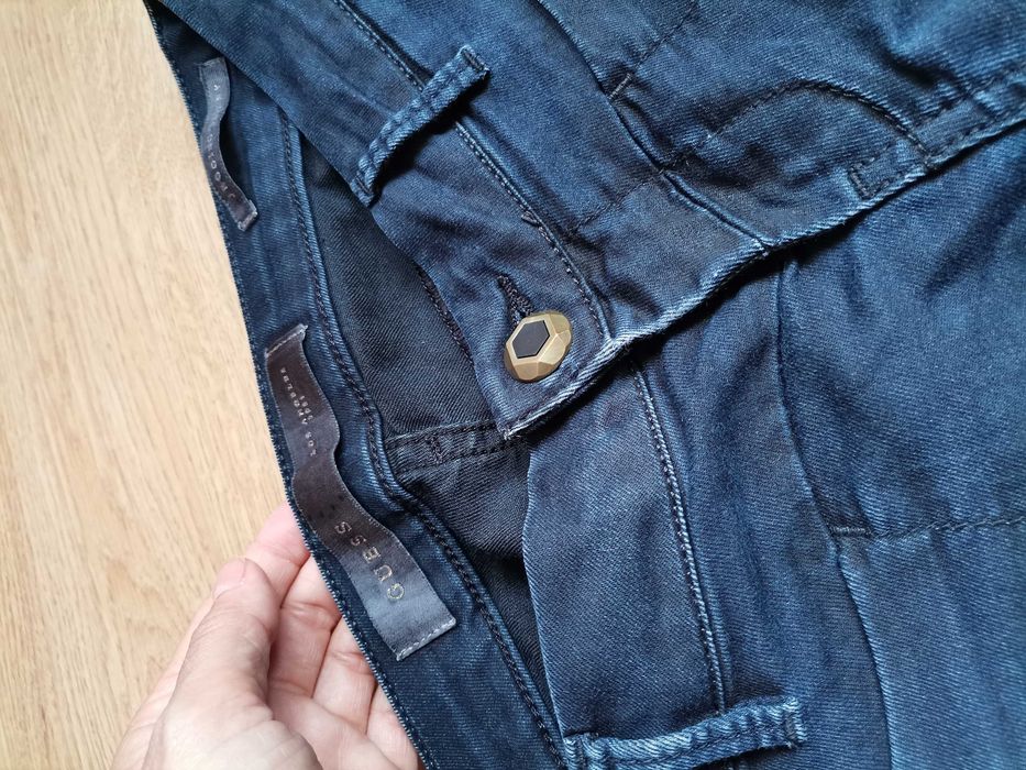 Дамски дънки Guess. Размер 36