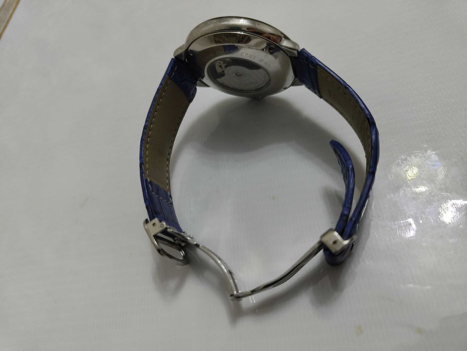 Cartier classic часы механические