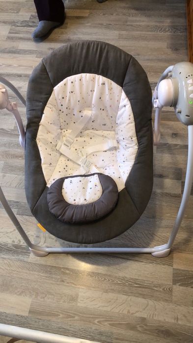 Бебешка люлка на батерии