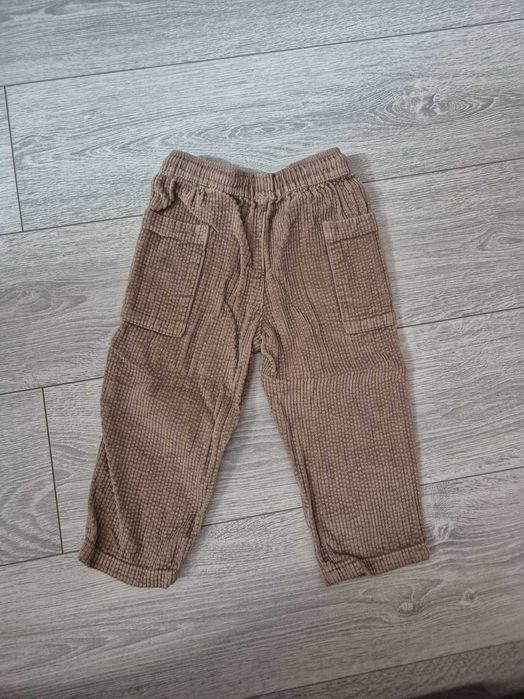 Pantaloni Zara [98]