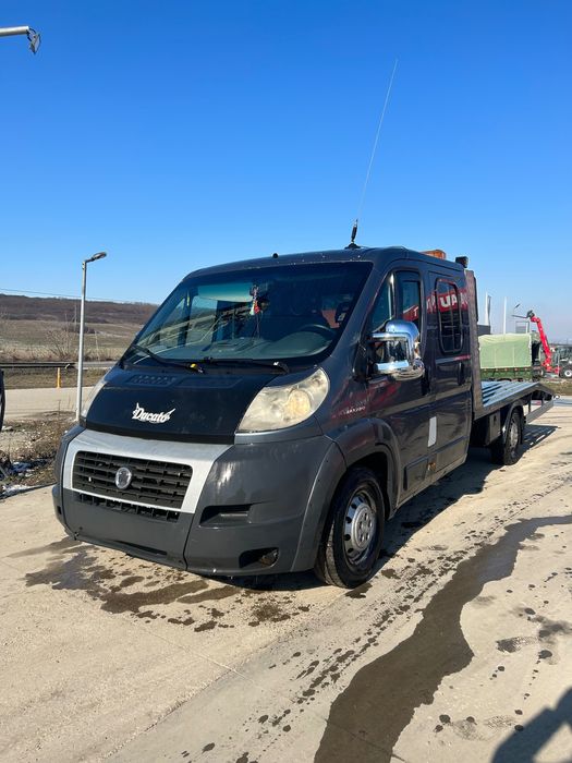 Vând Plaforma 7 locuri