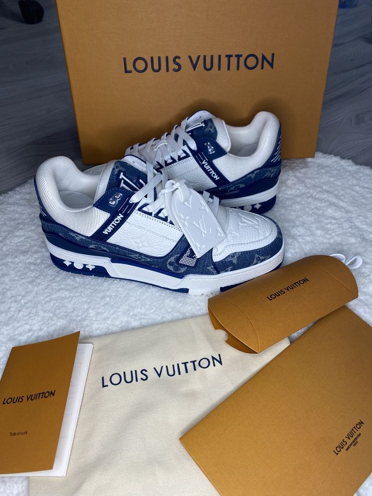 Ghete Louis Vuitton Calarasi •