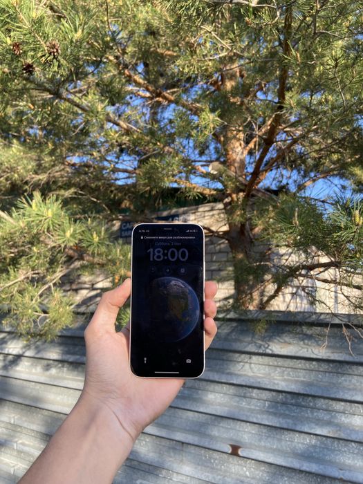 Продам срочно iPhone 12 64GB