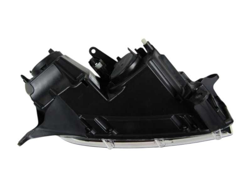 Фарове Фар за Renault Symbol , Logan 2013 - 2017 Рено Симбол , Логан