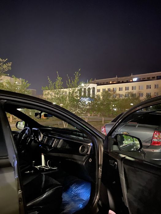 Toyota rav 4 2017 года