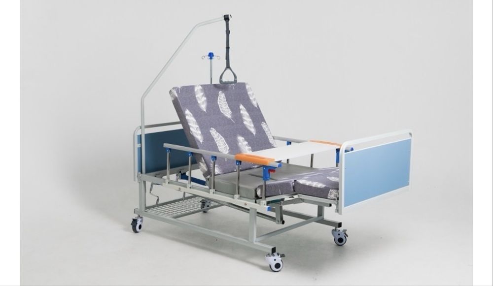 Медициүская кровать