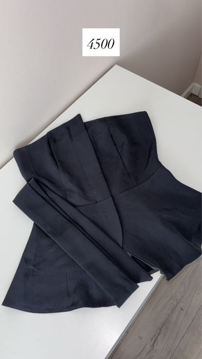 Разгрузка гардероба город Астана