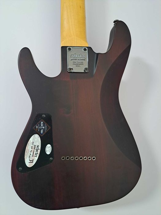 Schecter Omen 8 Walnut Satin осем струнна китара