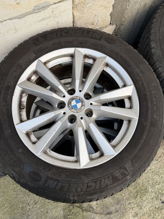 Vând 4 cauciucuri Michelin