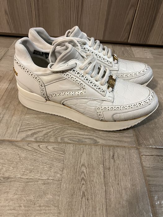 Billionaire adidași