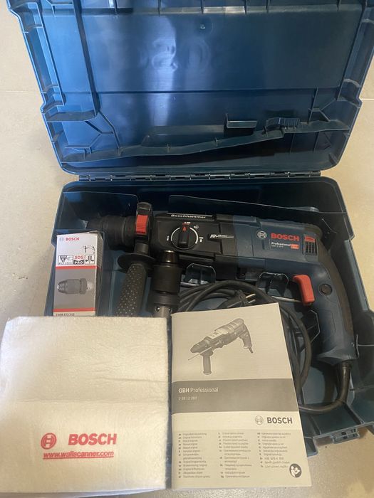 Перфоратор Bosch Professional GBH 2-28 F с патроном SDS Plus.
