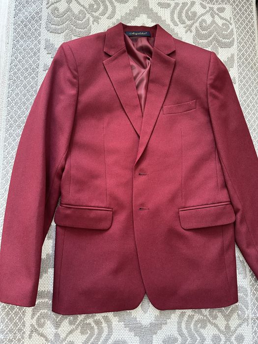 Костюм тройка