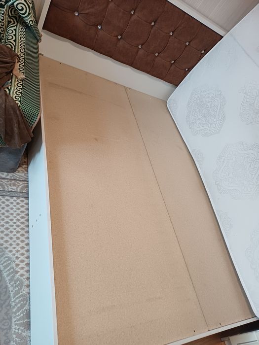 Продается 2х спальная кровать