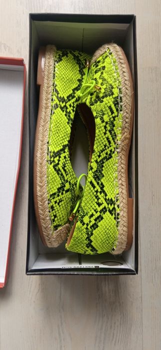 Дамски обувки тип балеринки