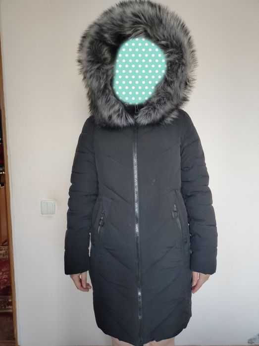 Продам зимние куртки