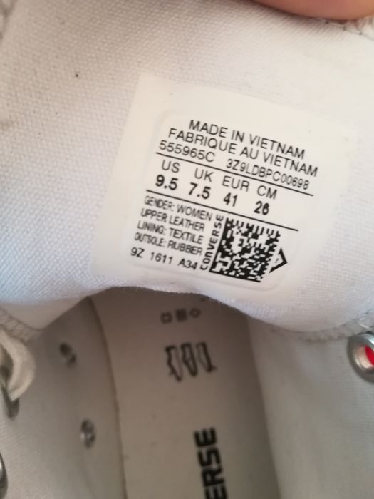 Bascheți noi Converse nr 41 dama piele