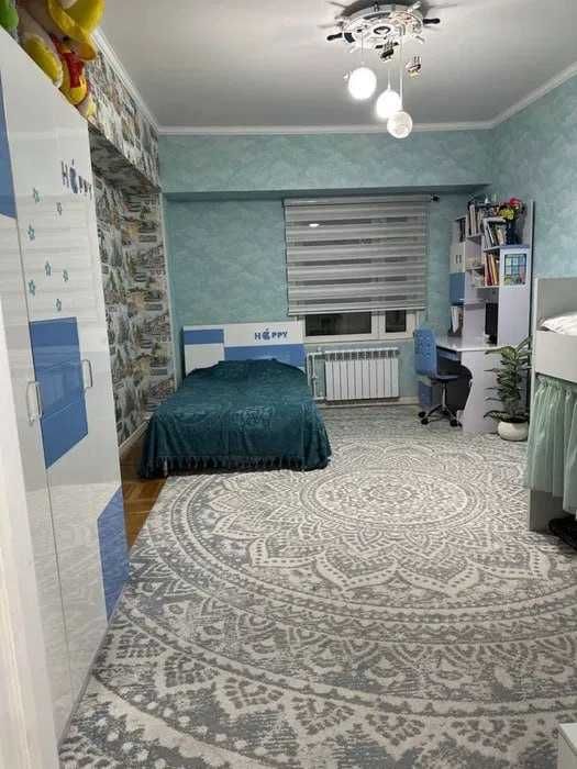 3-комн. 120 м², Мирабад, ЦУМ, метро Космонавтов, центр`