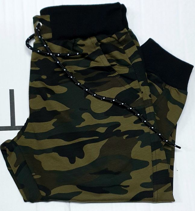 Детско -долнище/