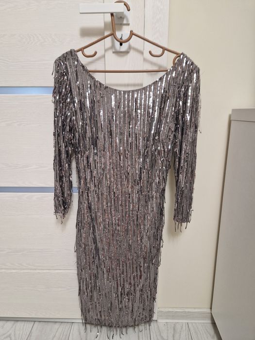 Rochie nouă cu paiete