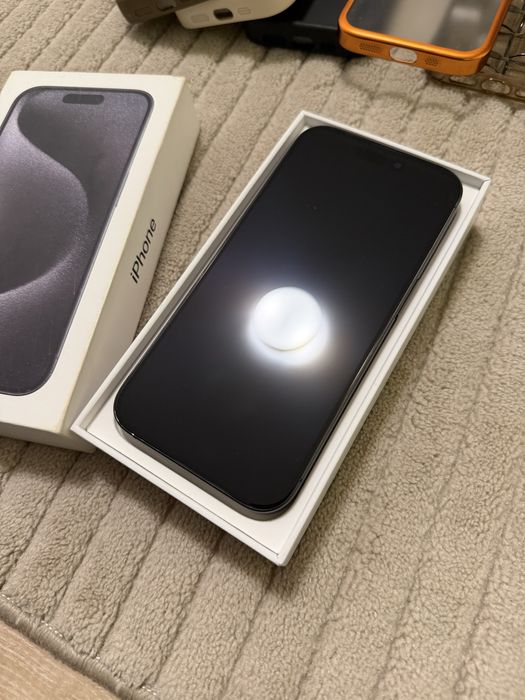 iPhone 15 Pro Black Titanium – 128 GB