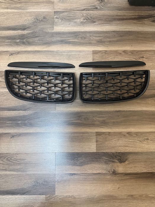 BMW Е90/91   Решетка