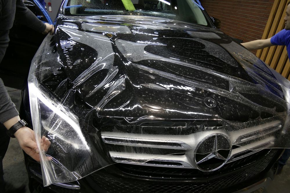 Брониплонка капот