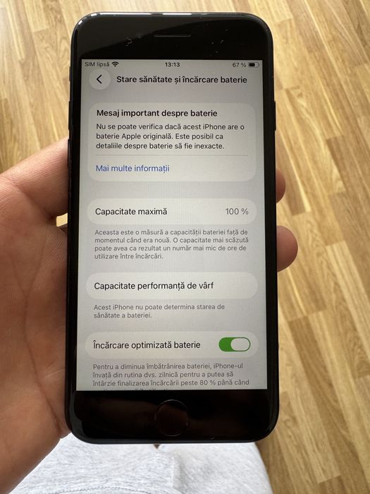 Iphone SE baterie 100%