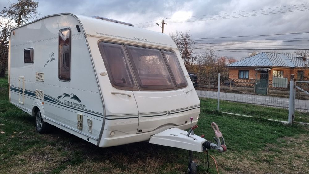 Rulota Swift Chellenger, An 2004, Cabina dus plastic, boiler gaz,  geamuri incastrate