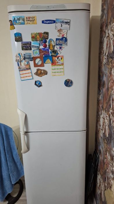 Продам Холодильник  бу