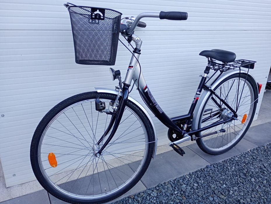 Bicicletă damă CENTANO,roți 28,cu 4 viteze Nexus ,frână picior !
