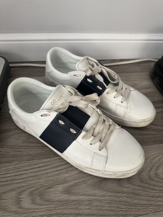 Продам кроссовки