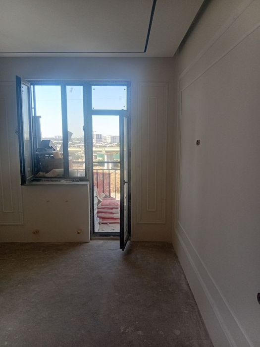 Сергели  чоштепада 3/6/12каробка Квартира сотилади.квадрати 71 кв.