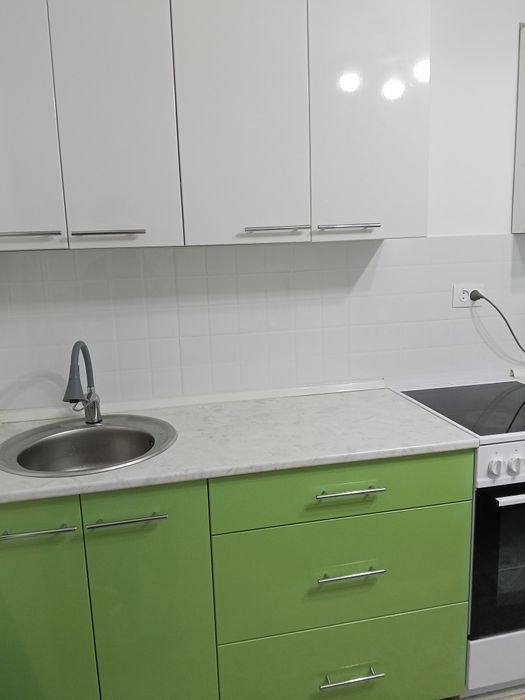 Продается кухонный гарнитур