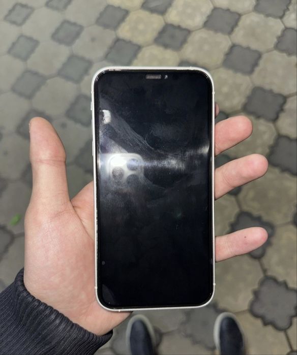 Iphone xr 16 korpusda white