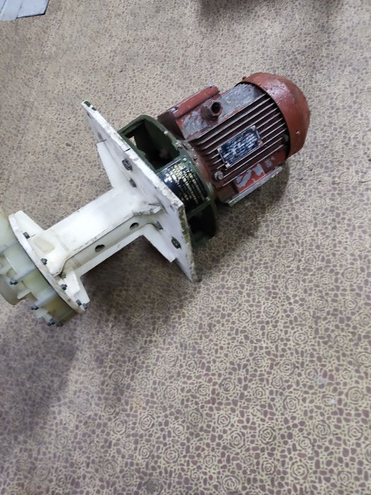 Насос для перекачки жидкостей