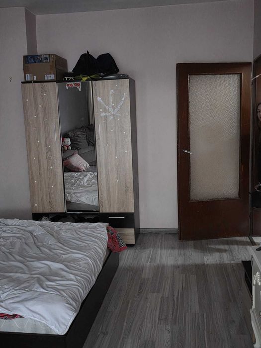 Продавам 3-стаен апартамент в Св. троица