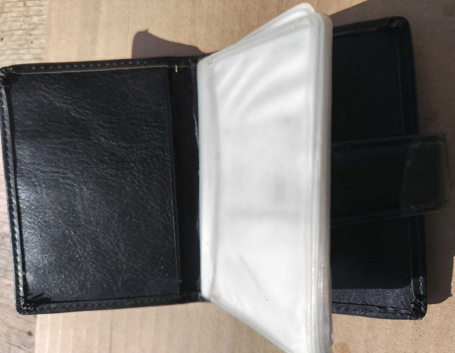 Визитница кожаная