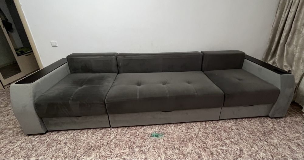 Продам диван 3м.