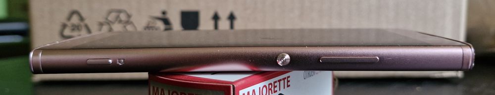 Sony xperia XA2 rose gold