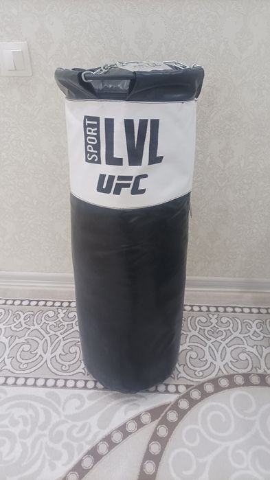 Продам боксёрскую грушу