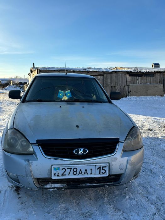 Серая лада приора 2011 года