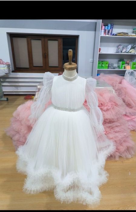 Новогоднее бальное платье для девочки