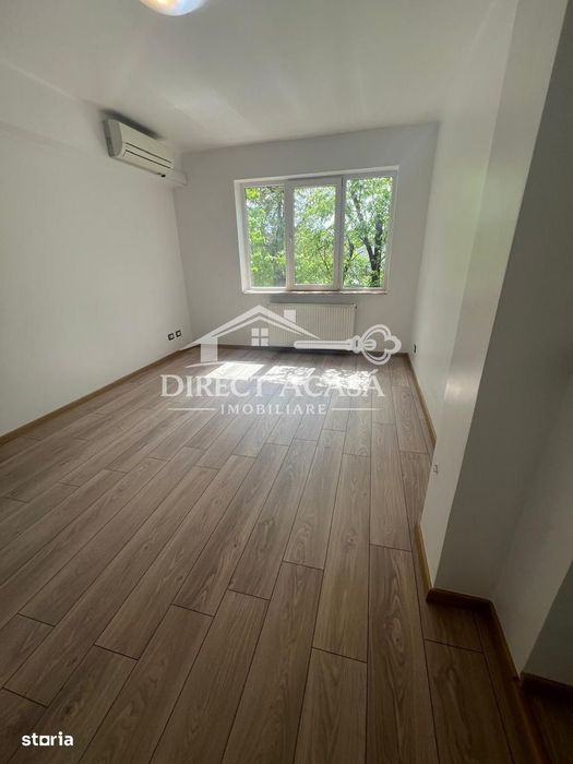 Spațiu birou 2 camere, ultracentral, renovat complet, luminos