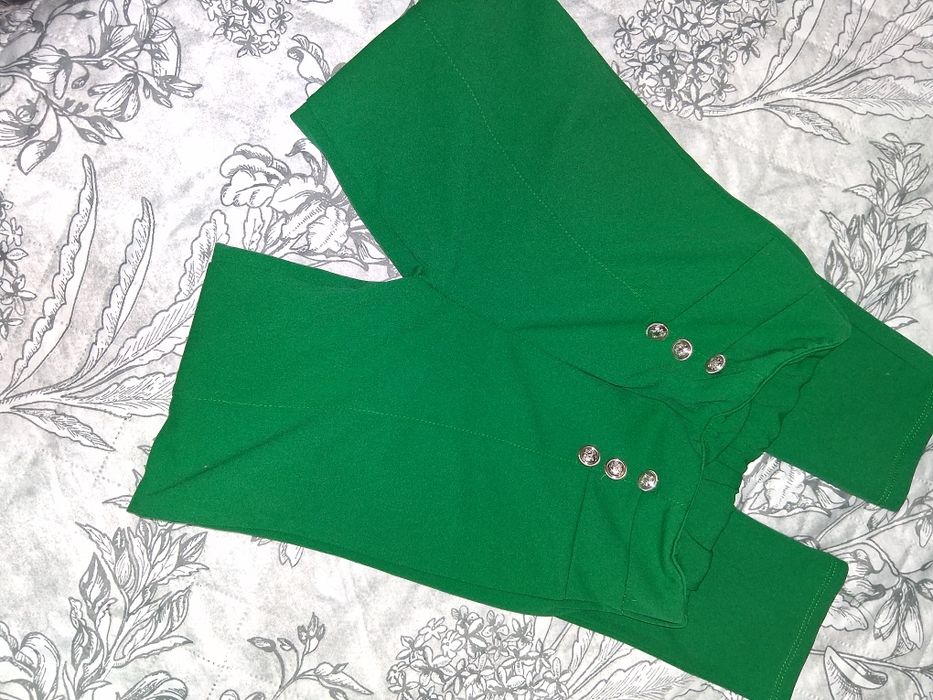 Pantaloni eleganti dama marimea 34 ,noi