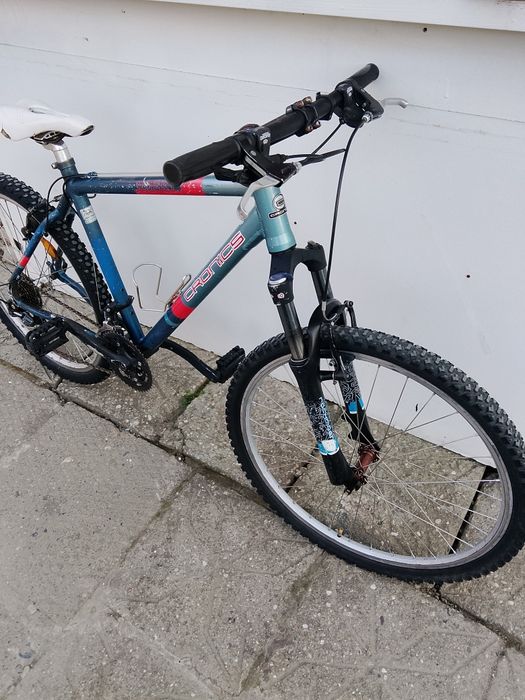 Vând bicicleta cronic