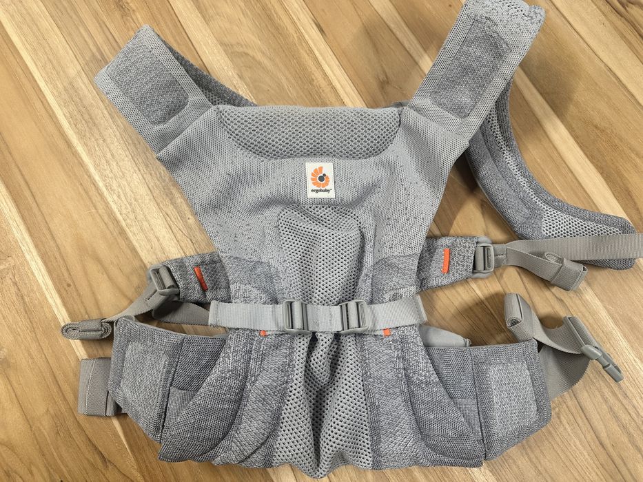 Ергономична раница ergobaby Aerloom