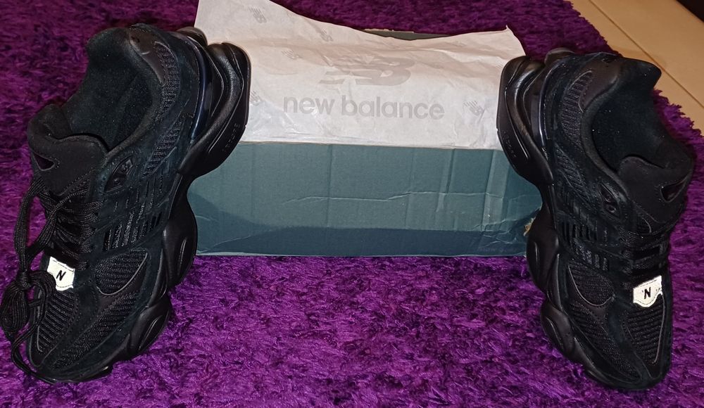 Vând Adidași New Balance 9060 !!