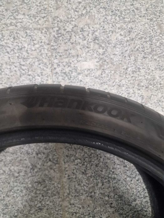 600 lei ambele bucati/ Anvelope Hankook de vara 225/40/19 DOT 07/2024