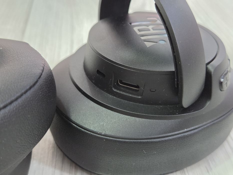 ГАРАНЦИЯ JBL слушалки Wireless Over-ear  Tune 710BT, Bluetooth, Батерия 50H, Pure Bass Sound, Микрофон джбл  slushalki