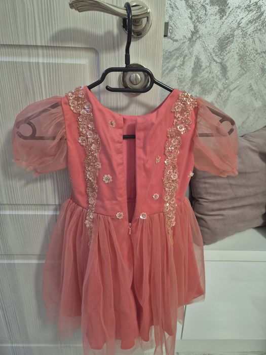 rochita fetita cu paiete